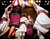 Majális Moldvai táncház az Irem Kertjében