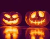 Halloweeni cukorkagyűjtés az UV Birodalomban