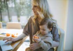 Újrakezdés anyaként? Rugalmas, értékteremtő munka, valódi lehetőségek – az Alfa Biztosítóval