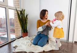 Akár 100 ezer forint lakhatási segítség az ünnepek előtt – új lehetőség az egyedülálló szülőknek