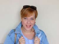 Miért nincs a nőknek önbizalmuk? - Pszicho stand up est Bihari Vikivel a Tudásközpontban Miért nincs a nőknek önbizalmuk? - Pszicho stand up est Bihari Vikivel a Tudásközpontban