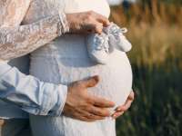 5 praktikus tipp kismamáknak a tökéletes menyasszonyi ruha kiválasztásához