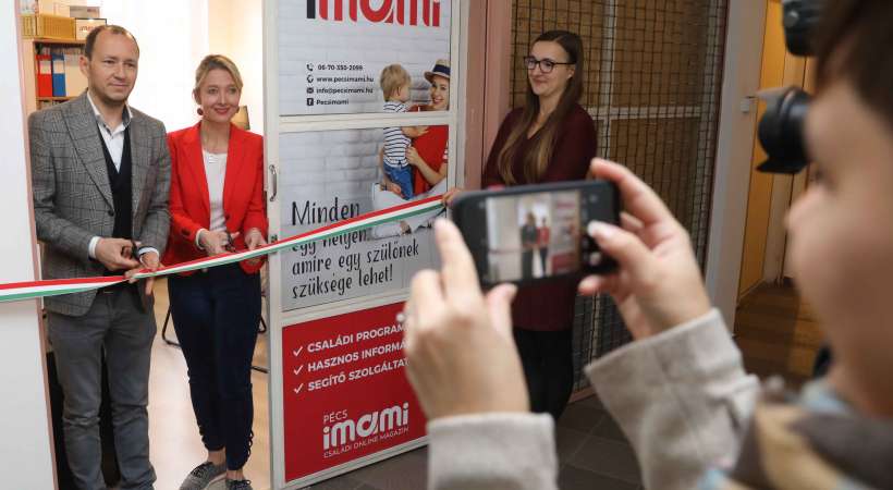 Pécsimami iroda megnyitó - Gellén Nóra, Dr. Őri László